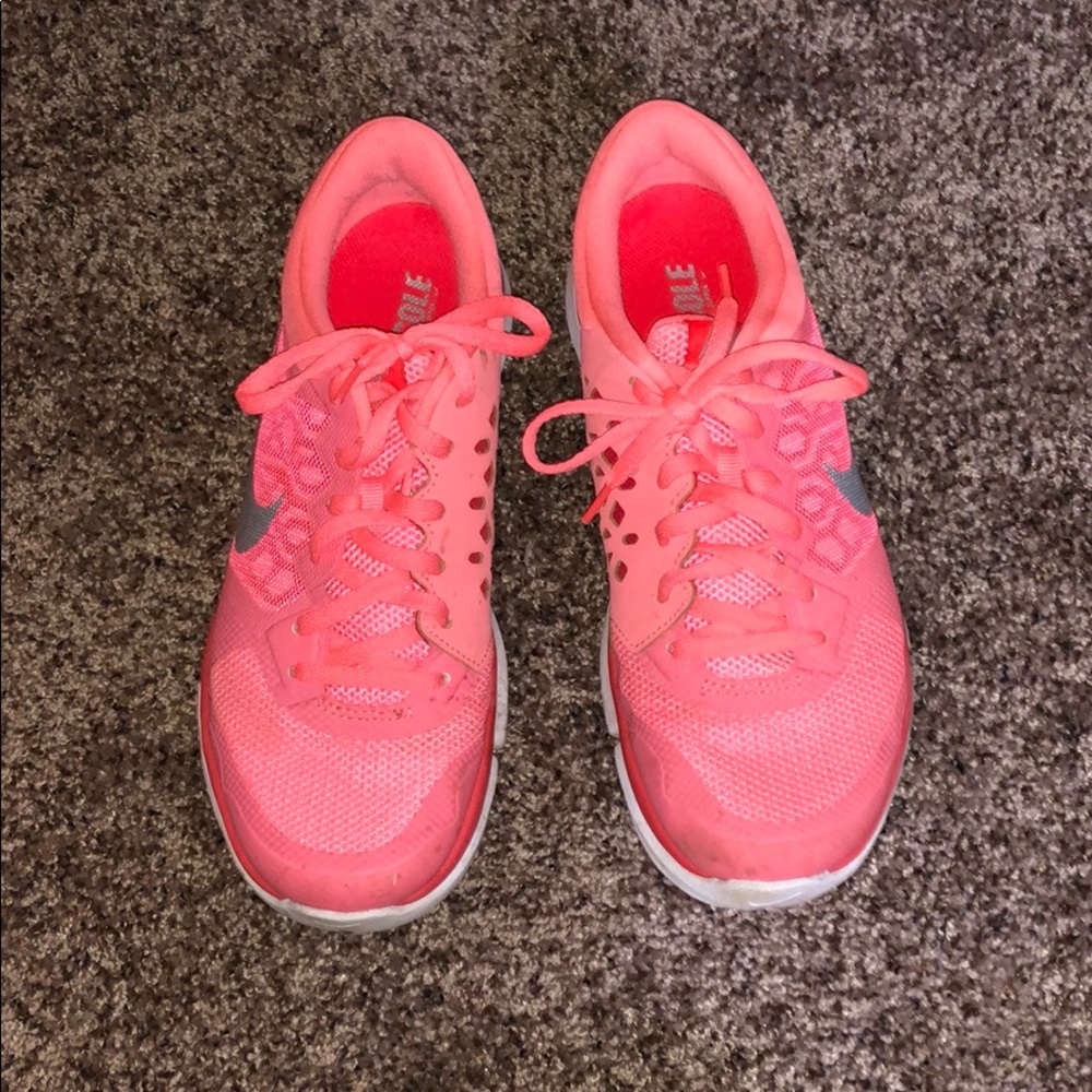 Pink nike shoes